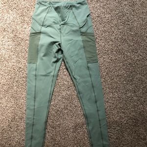 Never worn buffbunny leggings